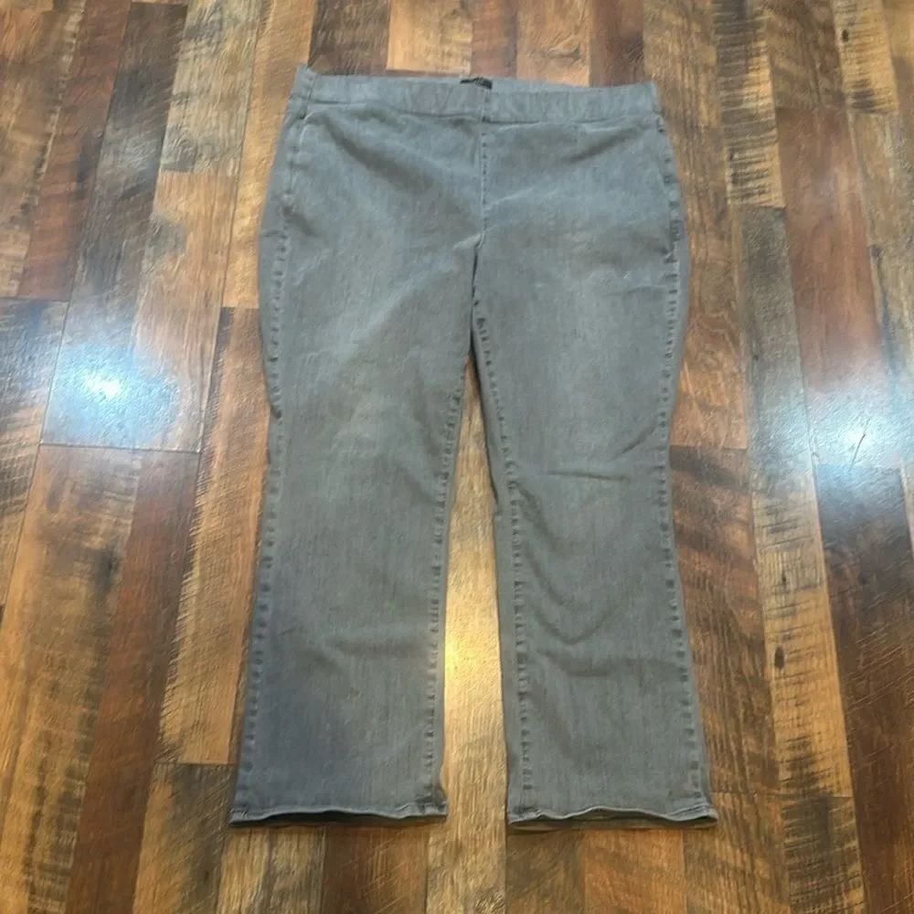 NYDJ not your daughters jeans 2X (2000B)